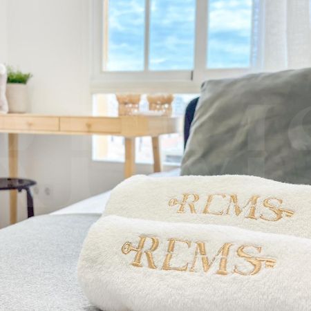 Sunlit & Fresh Apartment - Center By Rems Malaga Ngoại thất bức ảnh