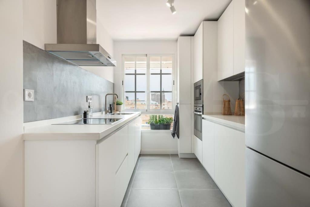 Sunlit & Fresh Apartment - Center By Rems Malaga Ngoại thất bức ảnh