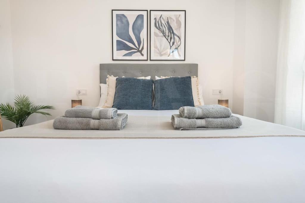 Sunlit & Fresh Apartment - Center By Rems Malaga Ngoại thất bức ảnh