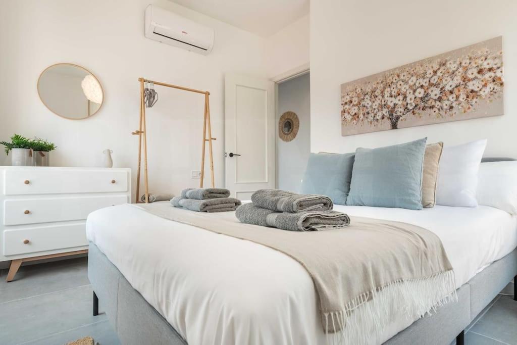 Sunlit & Fresh Apartment - Center By Rems Malaga Ngoại thất bức ảnh