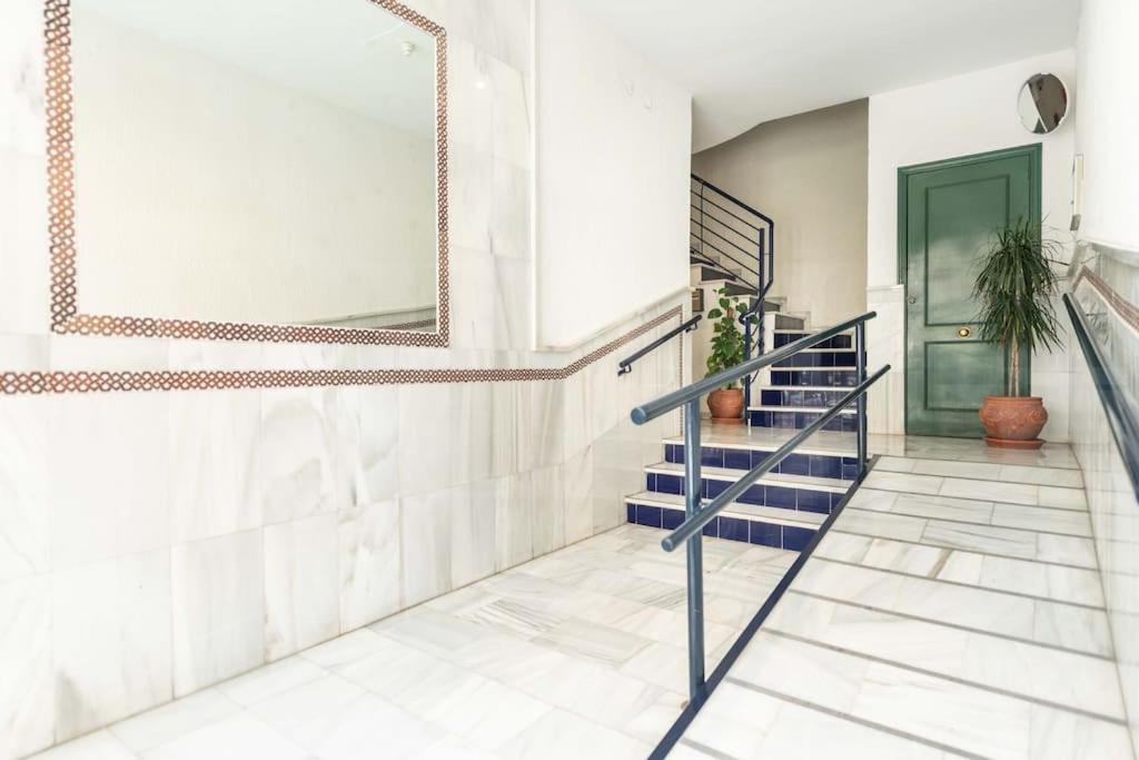 Sunlit & Fresh Apartment - Center By Rems Malaga Ngoại thất bức ảnh