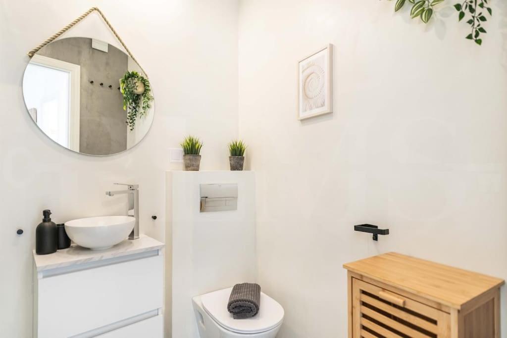 Sunlit & Fresh Apartment - Center By Rems Malaga Ngoại thất bức ảnh